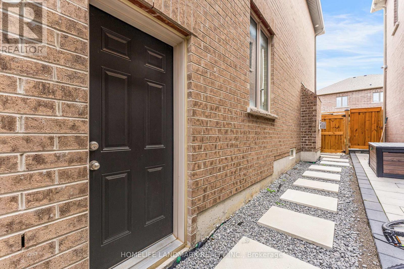 49 Ogston Crescent, Whitby, Ontario  L1P 0H2 - Photo 48 - E12580758