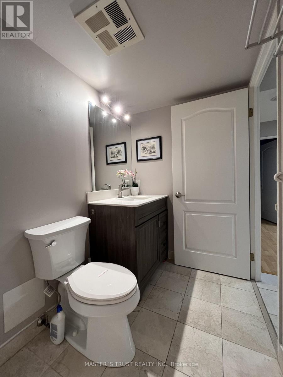 1001 - 135 Pond Drive, Markham, Ontario  L3T 7V6 - Photo 15 - N12580134