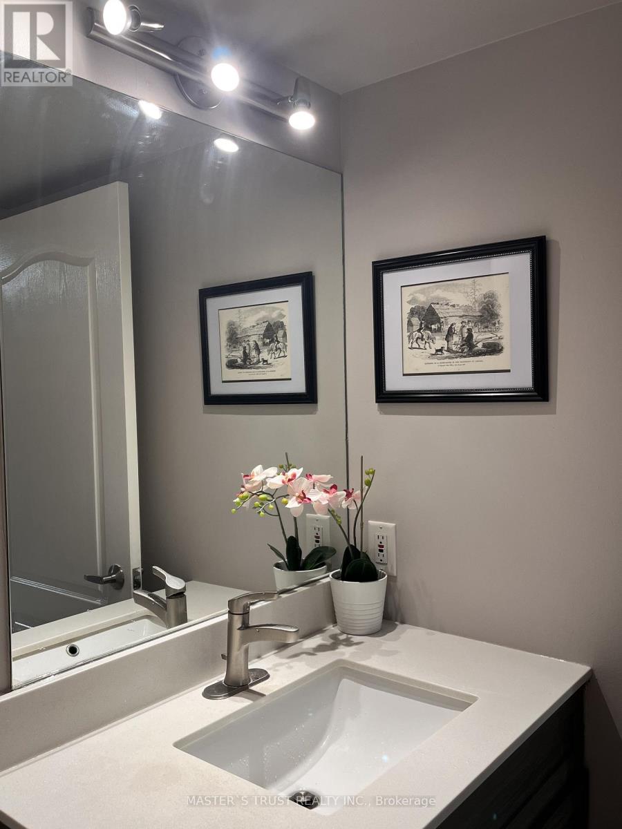 1001 - 135 Pond Drive, Markham, Ontario  L3T 7V6 - Photo 16 - N12580134