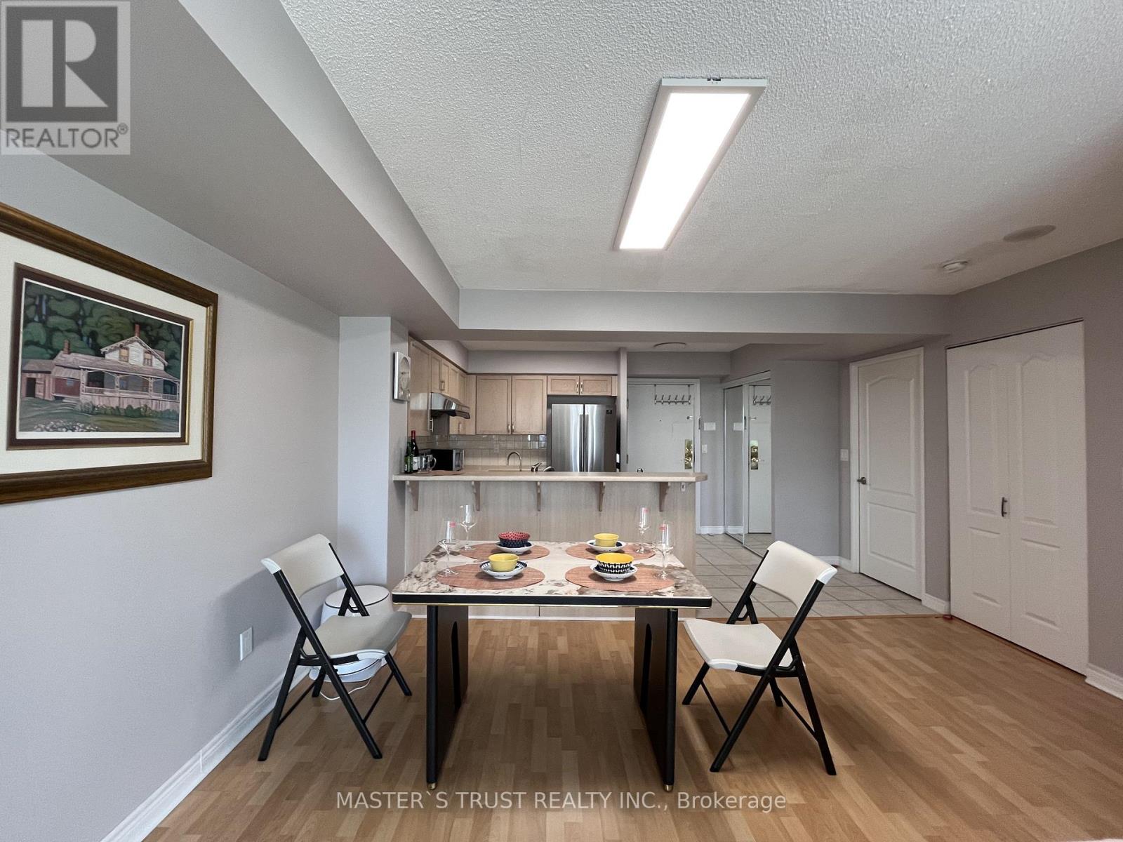 1001 - 135 Pond Drive, Markham, Ontario  L3T 7V6 - Photo 10 - N12580134