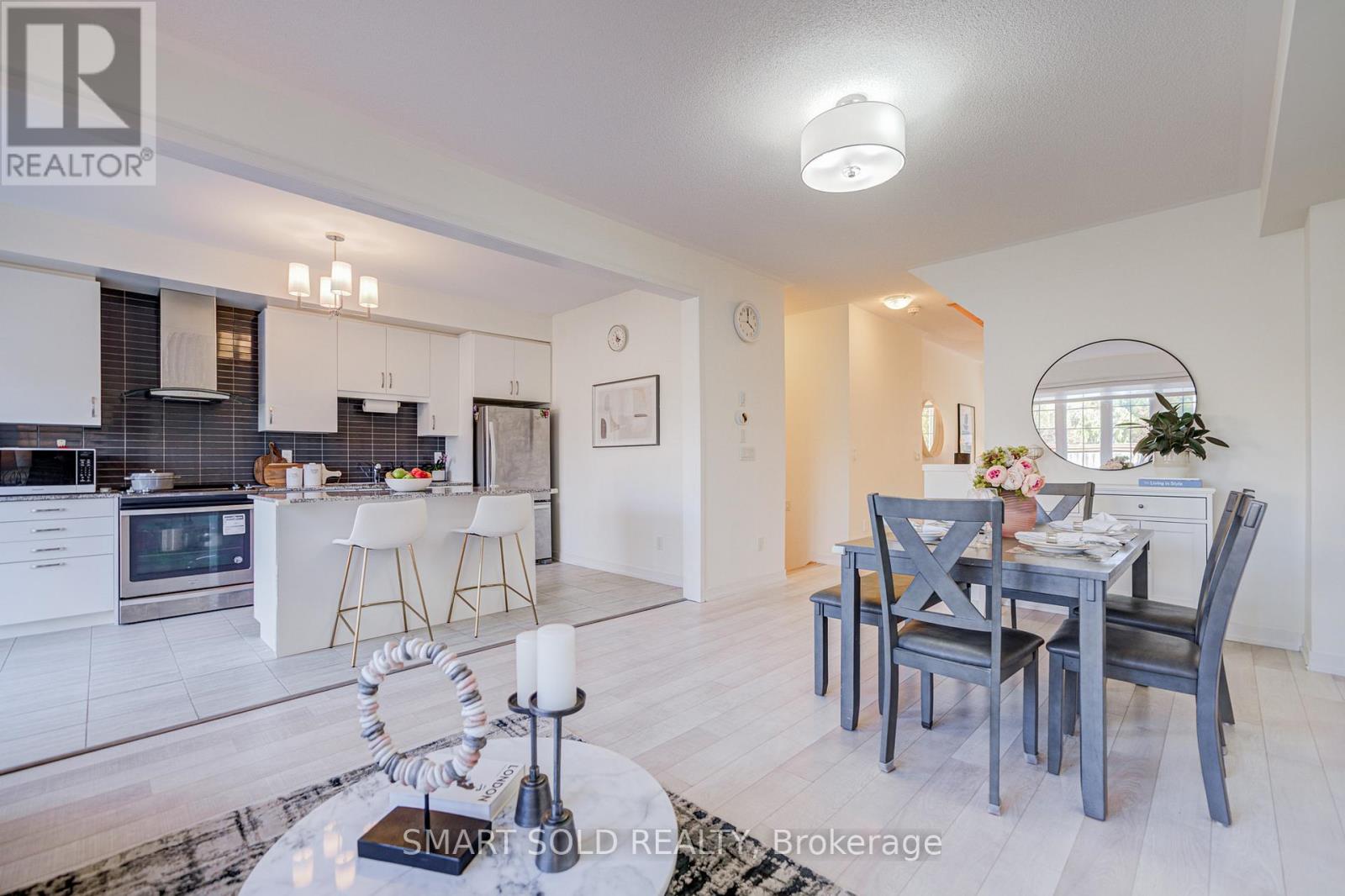 28 Avonmore Trail, Vaughan, Ontario  L6A 4Y4 - Photo 17 - N12580764