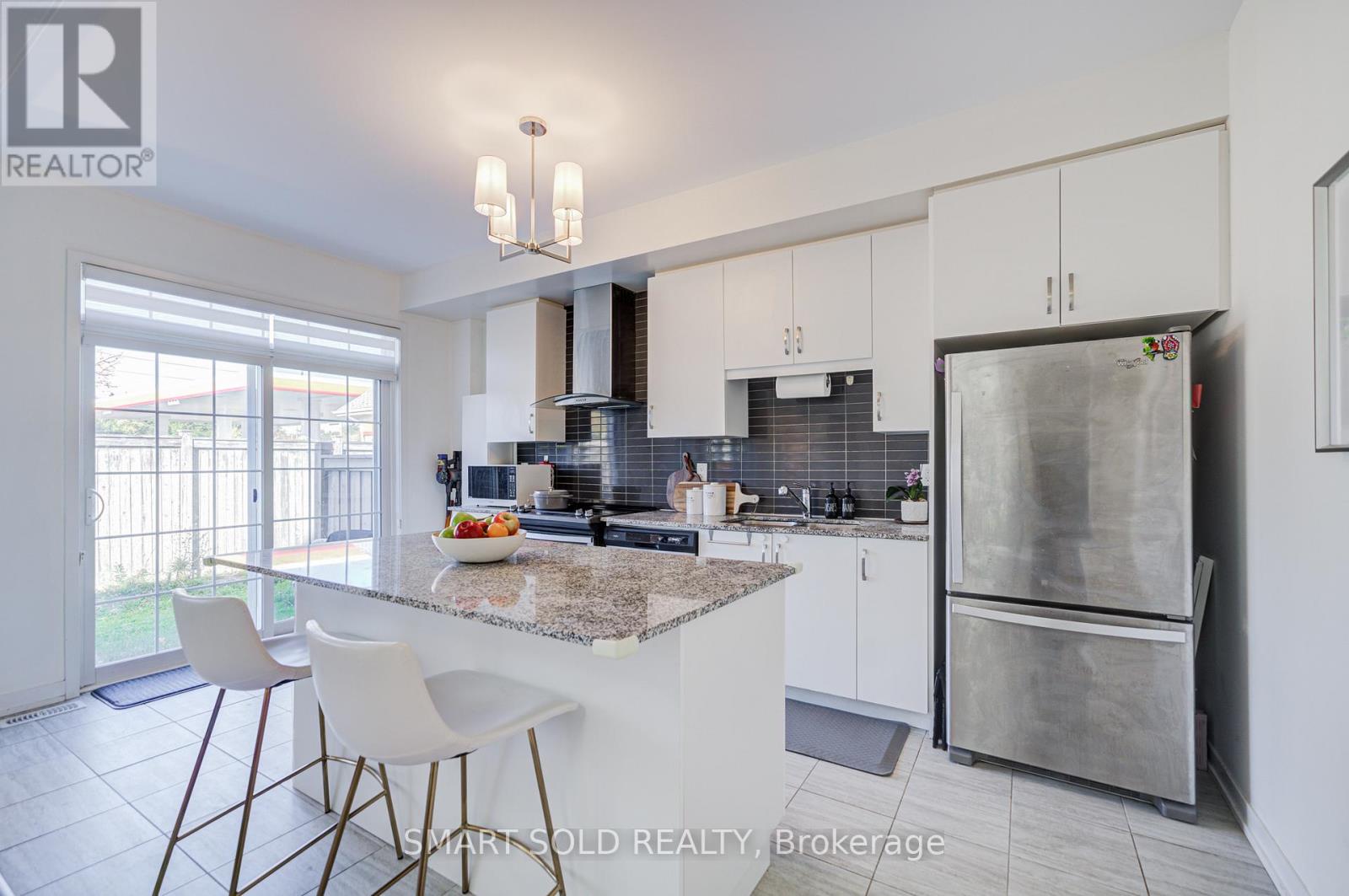 28 Avonmore Trail, Vaughan, Ontario  L6A 4Y4 - Photo 19 - N12580764