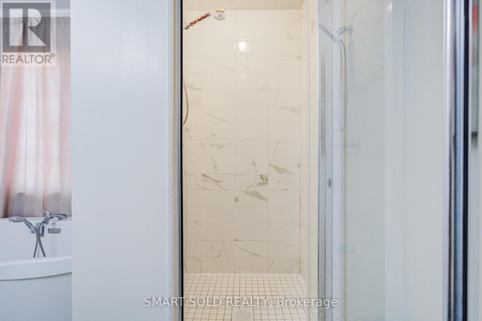 28 Avonmore Trail, Vaughan, Ontario  L6A 4Y4 - Photo 30 - N12580764