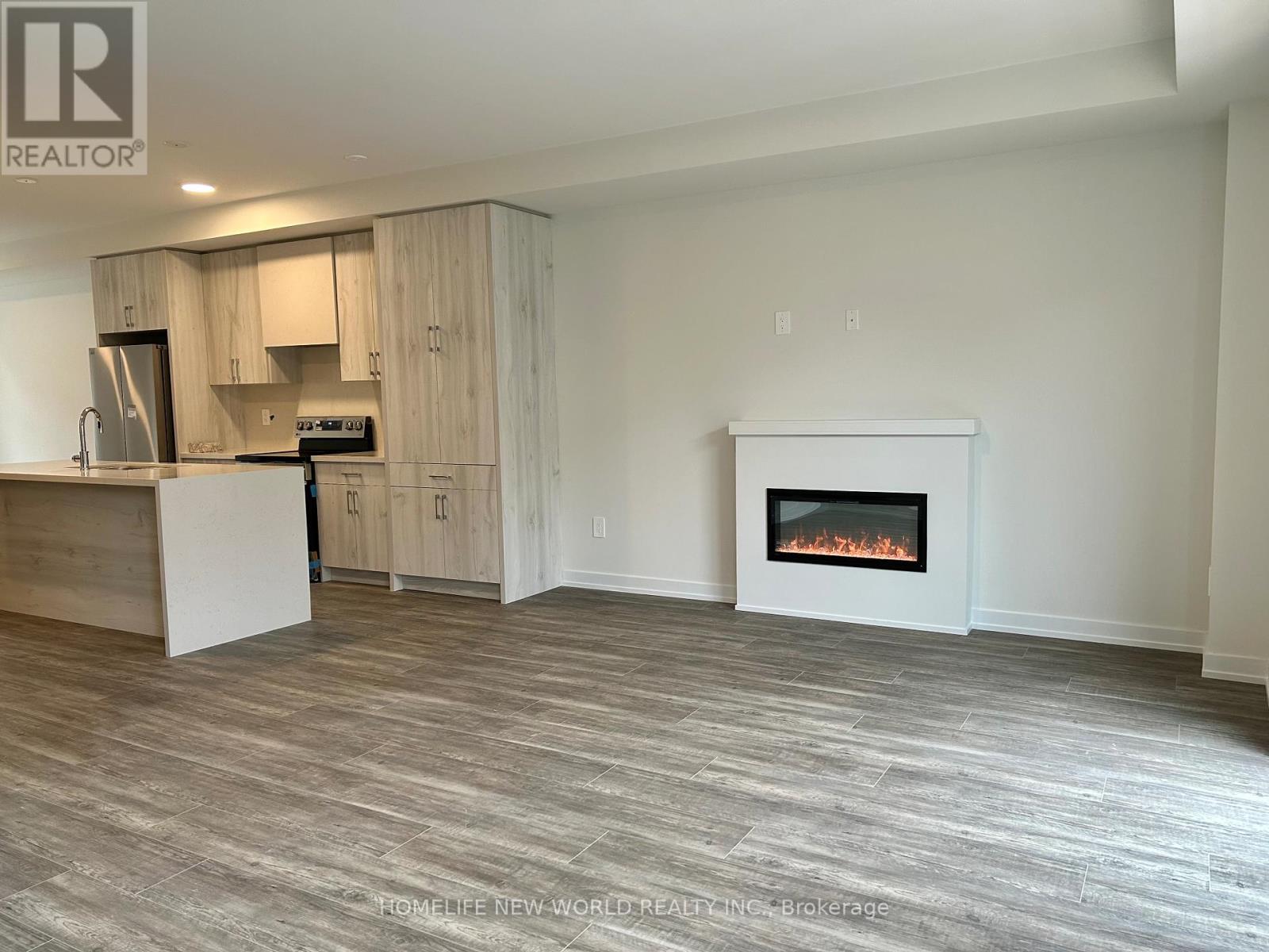 33 Chapple Lane, Richmond Hill, Ontario L4B 0J6 - Photo 6 - N12580780