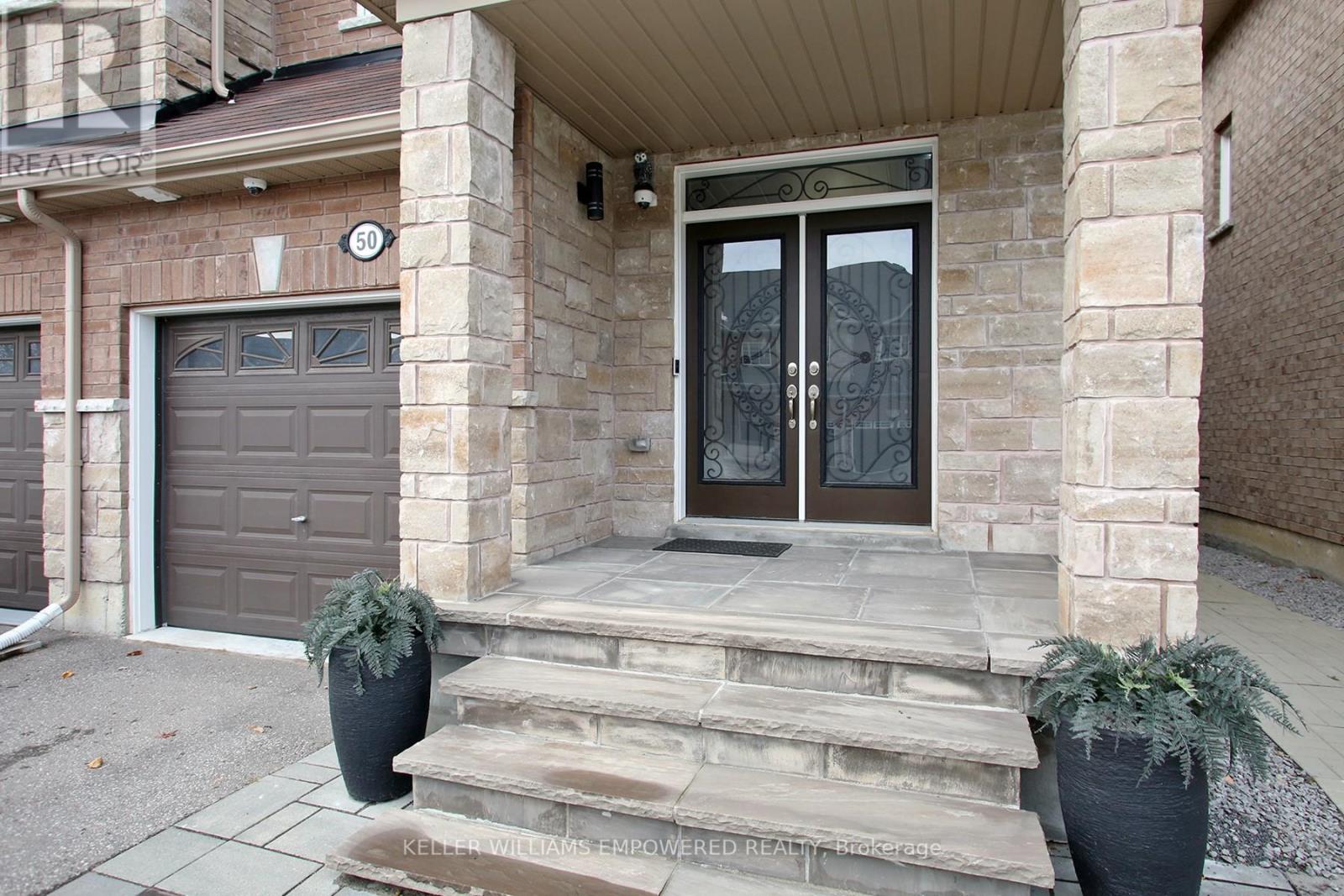 50 Prosser Crescent, Georgina, Ontario L0E 1R0 - Photo 3 - N12580788