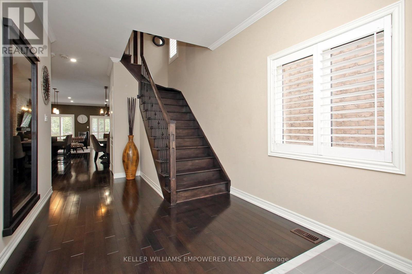 50 Prosser Crescent, Georgina, Ontario L0E 1R0 - Photo 6 - N12580788