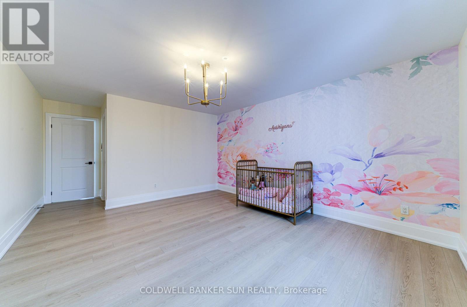 33 Ellis Crescent, Kawartha Lakes, Ontario  K9V 0A5 - Photo 35 - X12580762