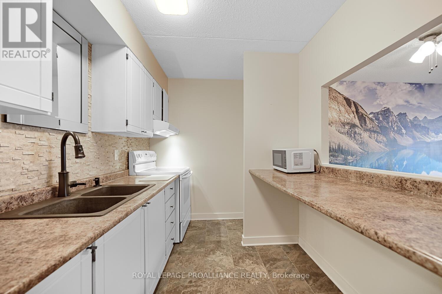 119 - 235 Water Street, Prescott, Ontario K0E 1T0 - Photo 13 - X12580818