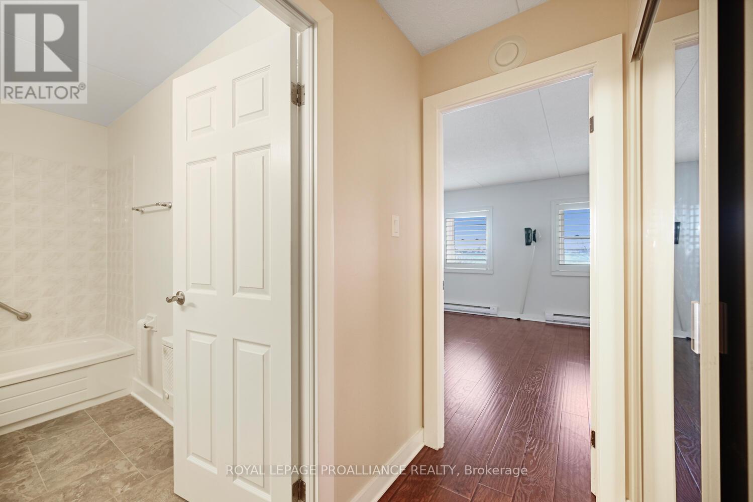 119 - 235 Water Street, Prescott, Ontario K0E 1T0 - Photo 16 - X12580818