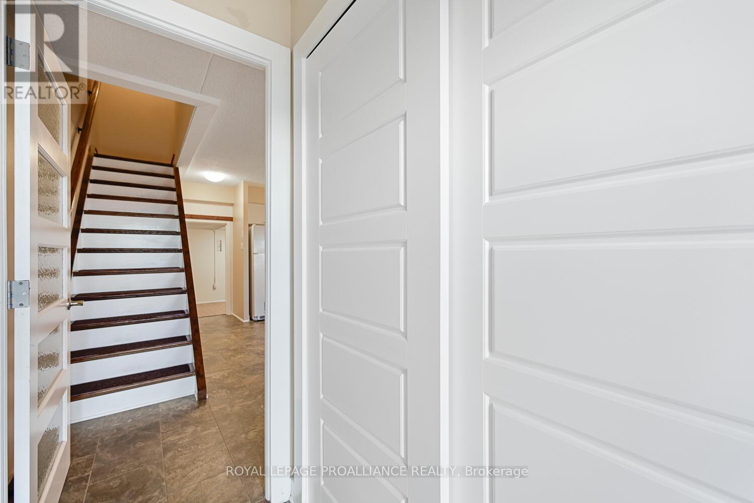 119 - 235 Water Street, Prescott, Ontario K0E 1T0 - Photo 5 - X12580818