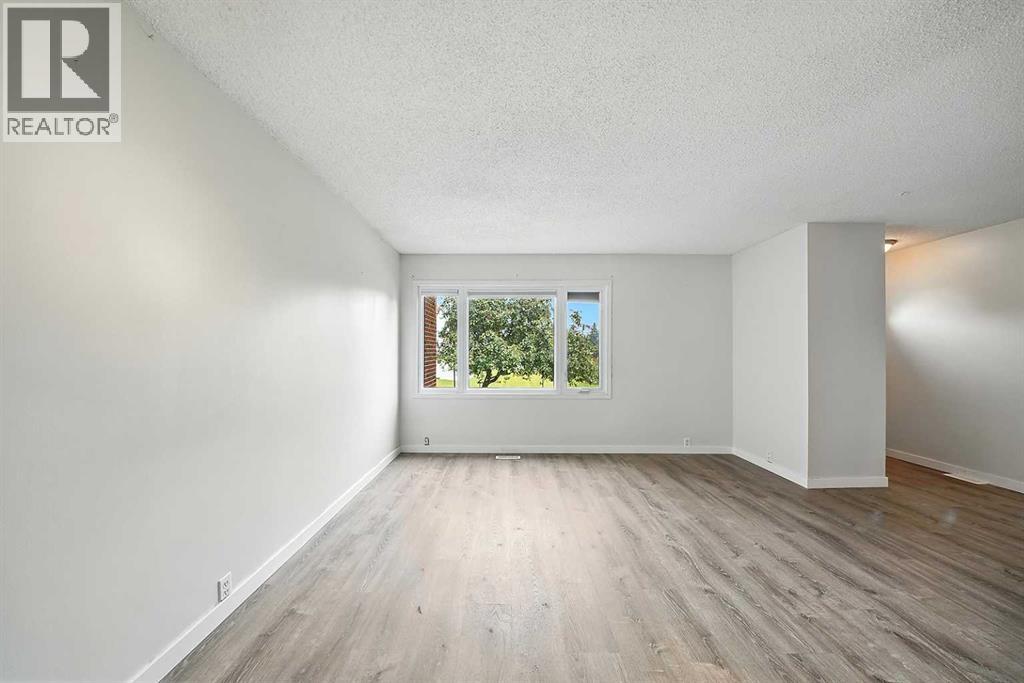 13, 15 Stanton Street, Red Deer, Alberta  T4N 0B9 - Photo 8 - A2265699