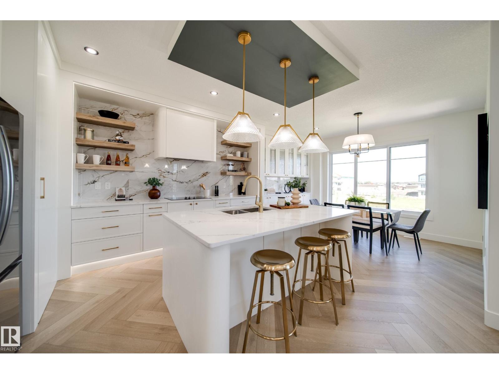 7023 177 Av Nw, Edmonton, Alberta  T5Z 0W9 - Photo 2 - E4466830