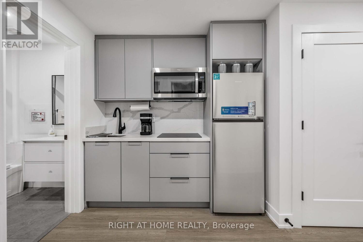 324 Lee Avenue, Toronto, Ontario M4E 2P8 - Photo 39 - E12580802