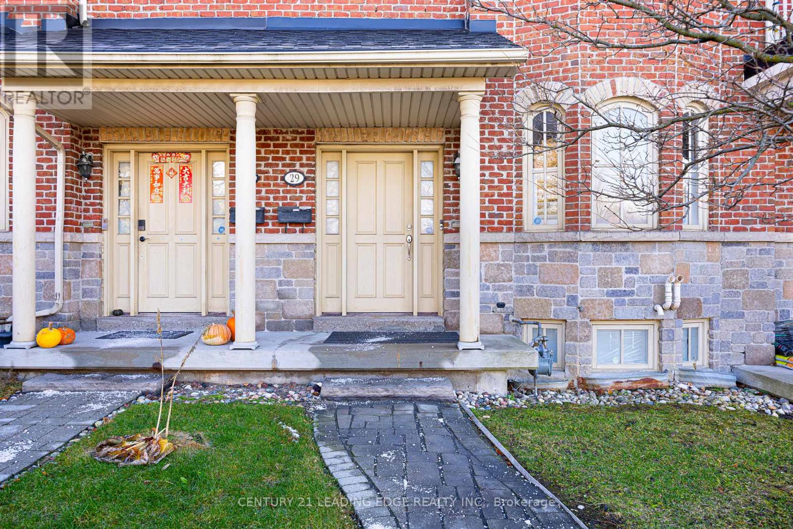 29 Bullock Drive, Markham, Ontario  L3P 8P1 - Photo 2 - N12580810