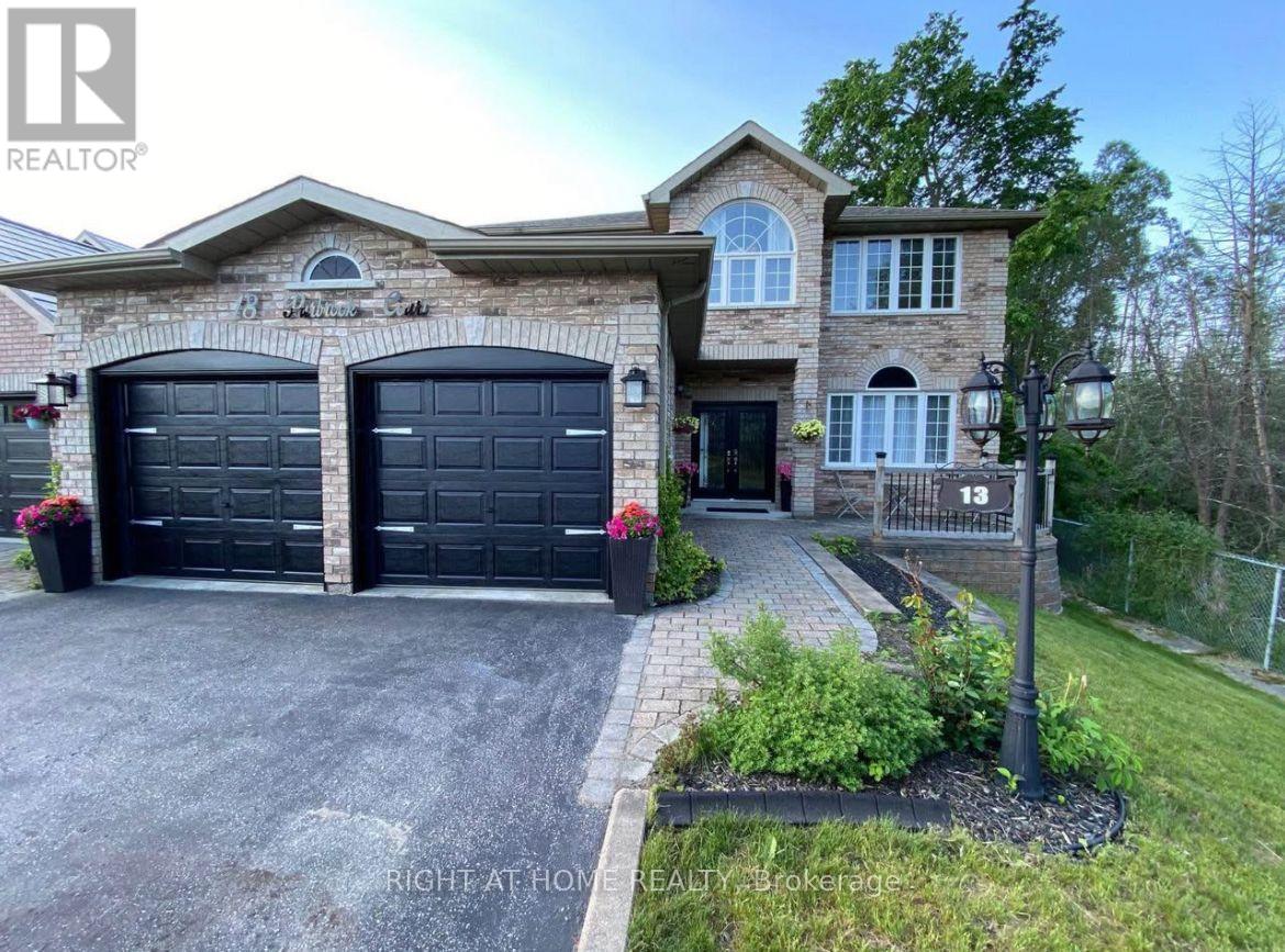 13 PURBROOK COURT, Barrie, Ontario