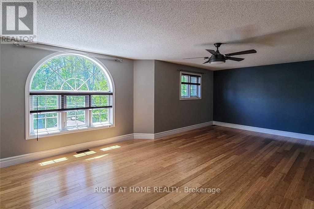 13 Purbrook Court, Barrie, Ontario L4N 5C5 - Photo 10 - S12580814