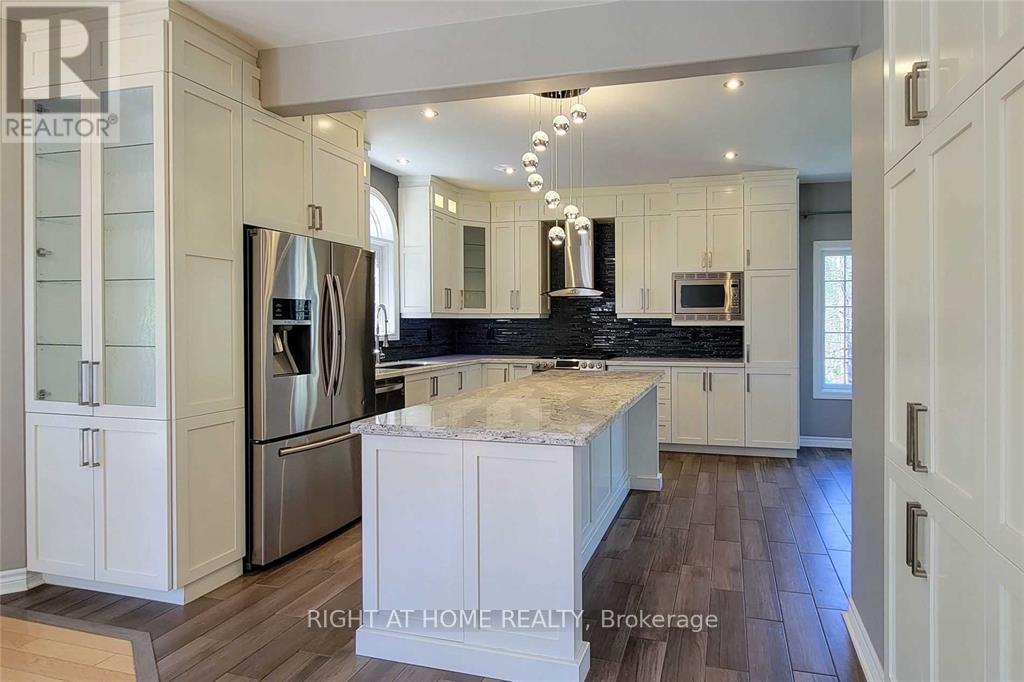 13 Purbrook Court, Barrie, Ontario L4N 5C5 - Photo 6 - S12580814