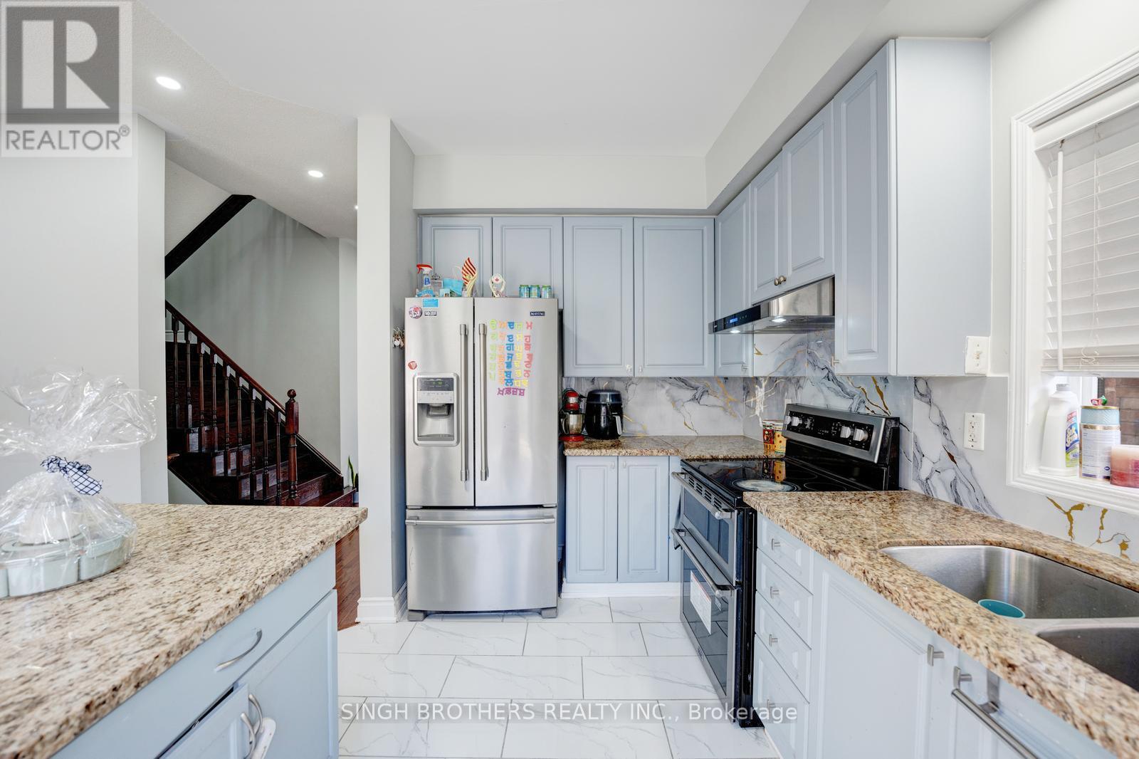 28 Jordensen Drive, Brampton, Ontario  L6X 0T2 - Photo 10 - W12580816