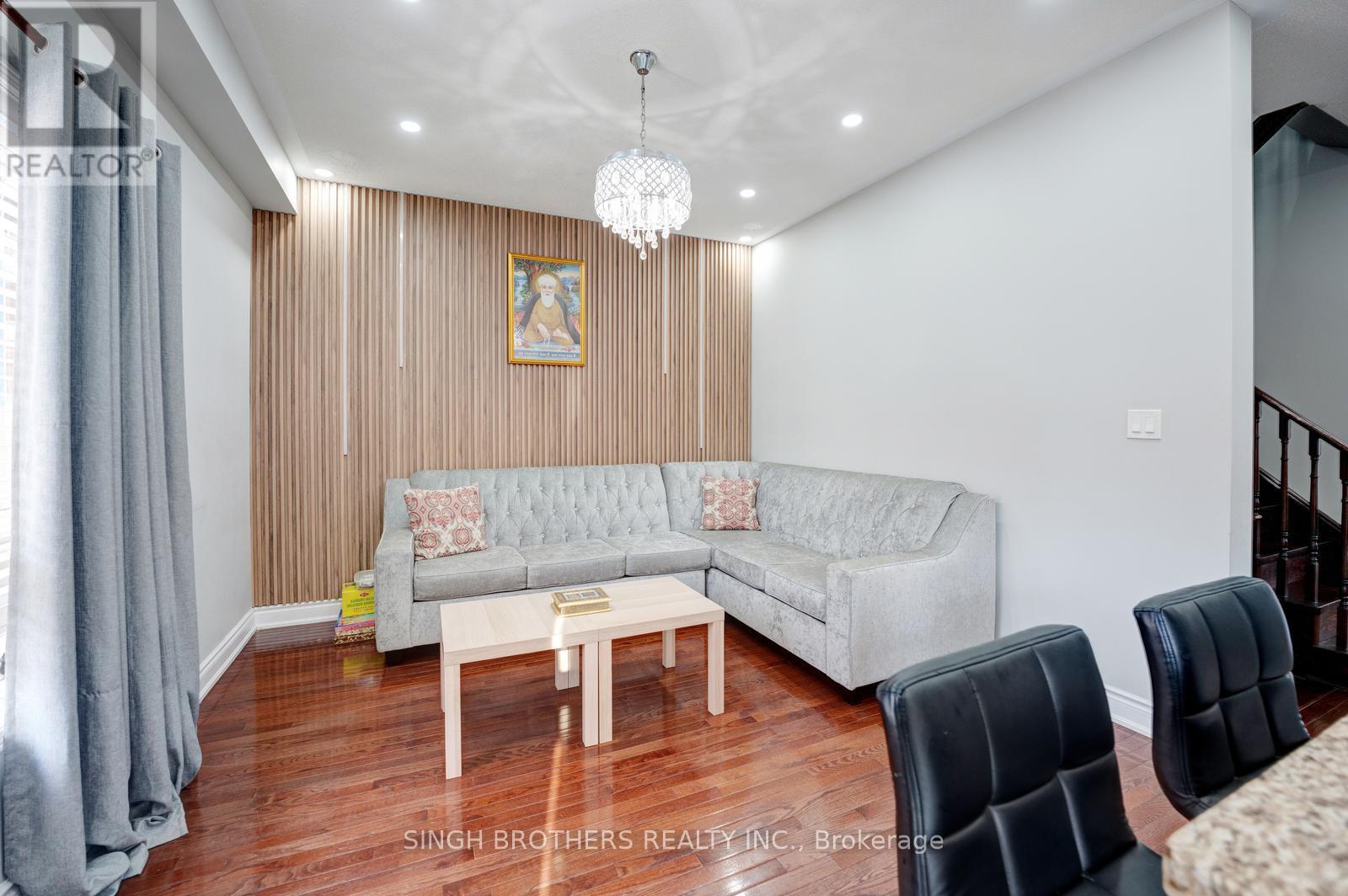 28 Jordensen Drive, Brampton, Ontario  L6X 0T2 - Photo 14 - W12580816