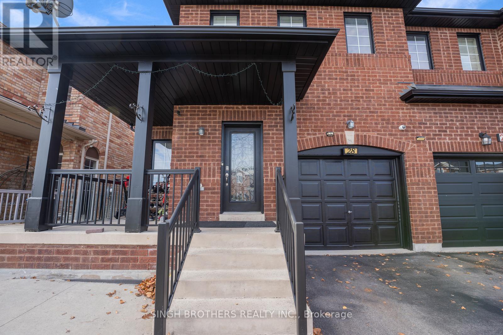 28 Jordensen Drive, Brampton, Ontario  L6X 0T2 - Photo 2 - W12580816