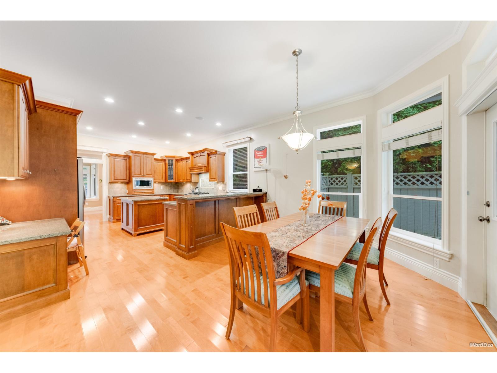 2110 Indian Fort Drive, Surrey, British Columbia  V4A 3L8 - Photo 11 - R3070470