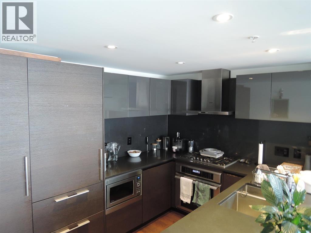 704 1571 W 57th Avenue, Vancouver, British Columbia  V6P 0H7 - Photo 5 - R3050001