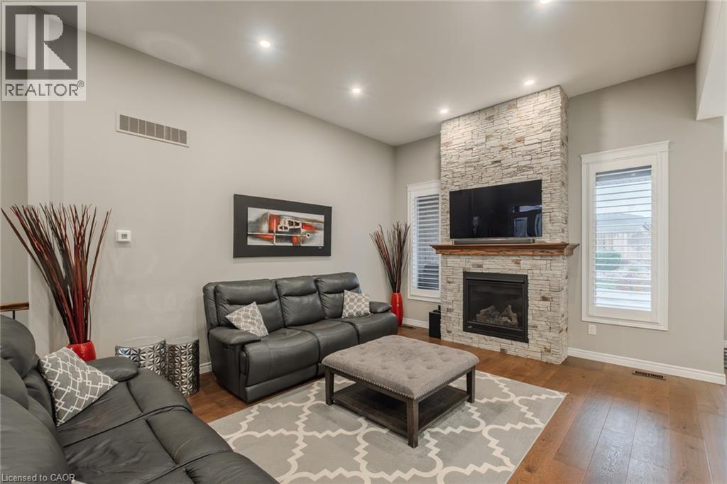 208 Oak Street, Simcoe, Ontario  N3Y 4K1 - Photo 11 - 40790325