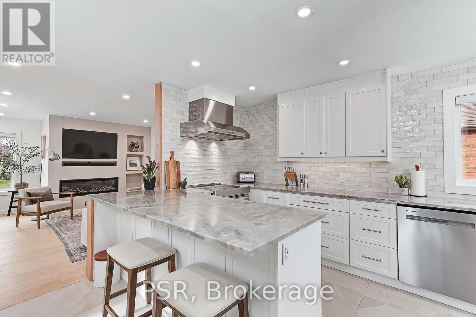 53 Telfer Road, Collingwood, Ontario  L9Y 4S2 - Photo 15 - S12580850