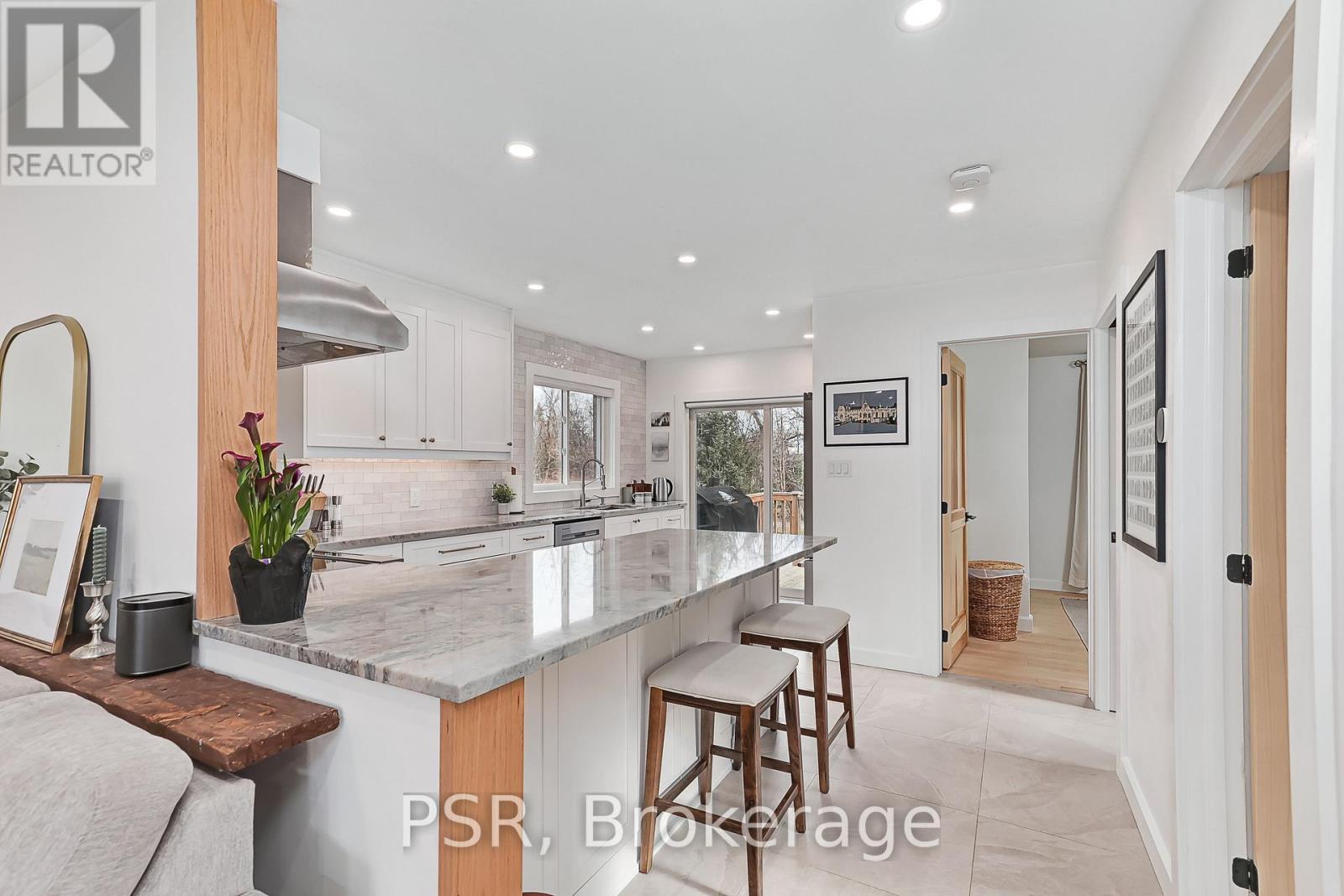 53 Telfer Road, Collingwood, Ontario  L9Y 4S2 - Photo 17 - S12580850