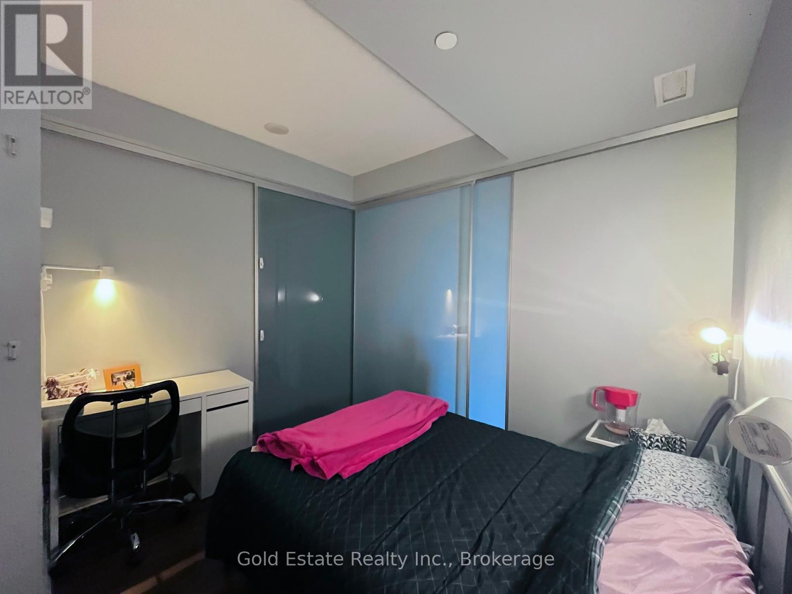 810 - 210 Simcoe Street, Toronto, Ontario  M5T 0A9 - Photo 18 - C12565268