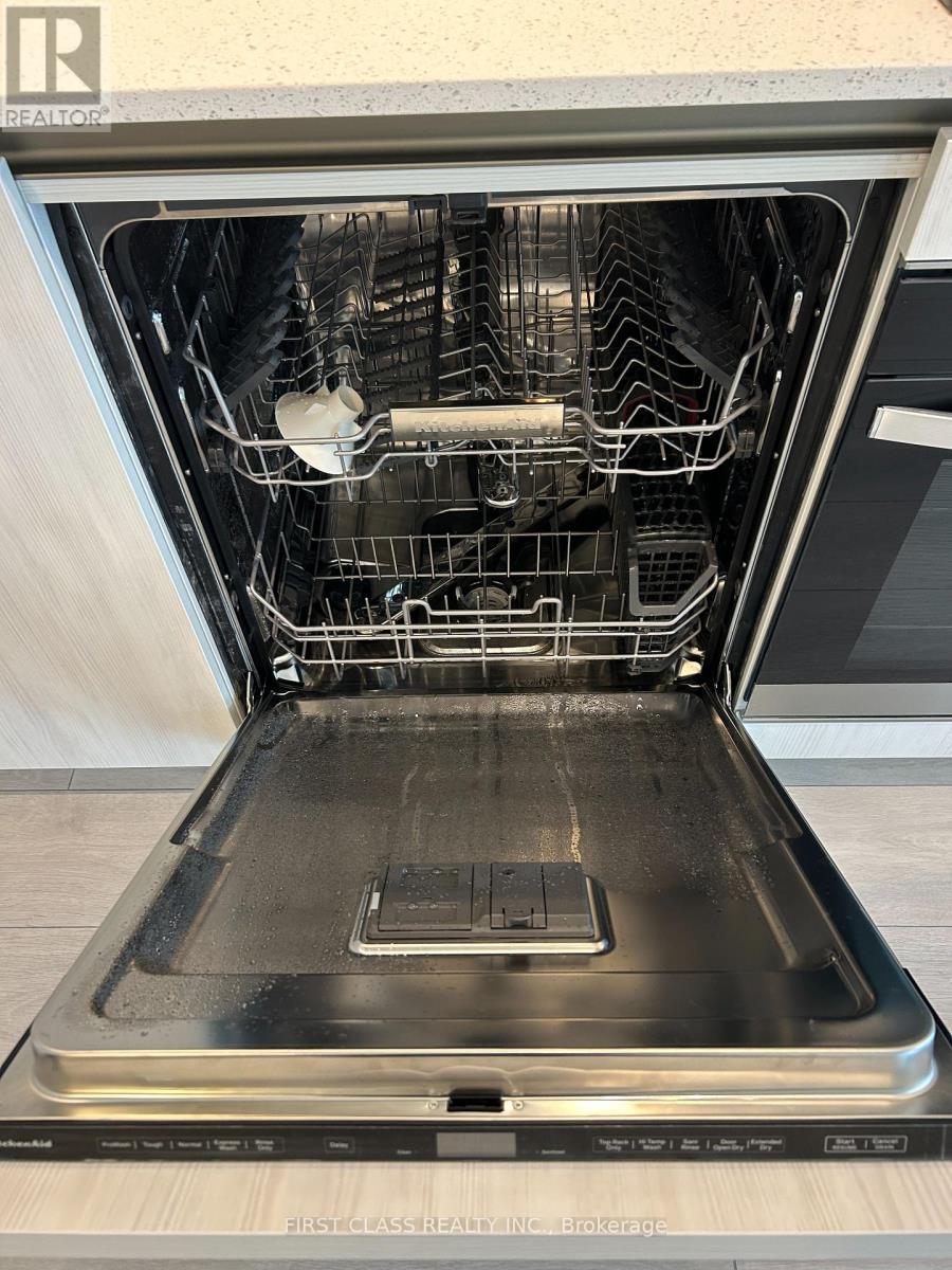 520 - 5858 Yonge St Street, Toronto, Ontario M2M 3T3 - Photo 10 - C12580800