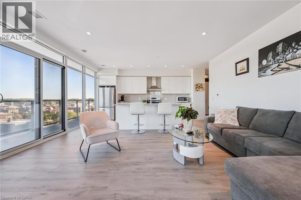 15 GLEBE Street Unit# 902, Cambridge, Ontario