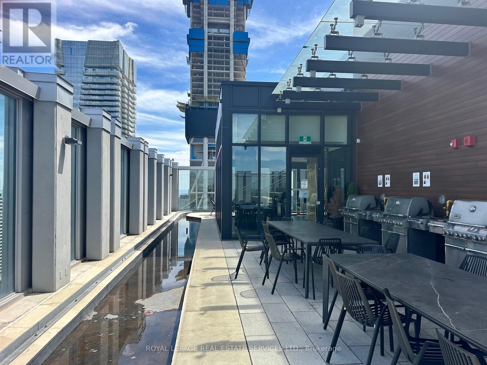 3903 - 1 Yorkville Avenue, Toronto, Ontario  M4W 0B1 - Photo 21 - C12168245