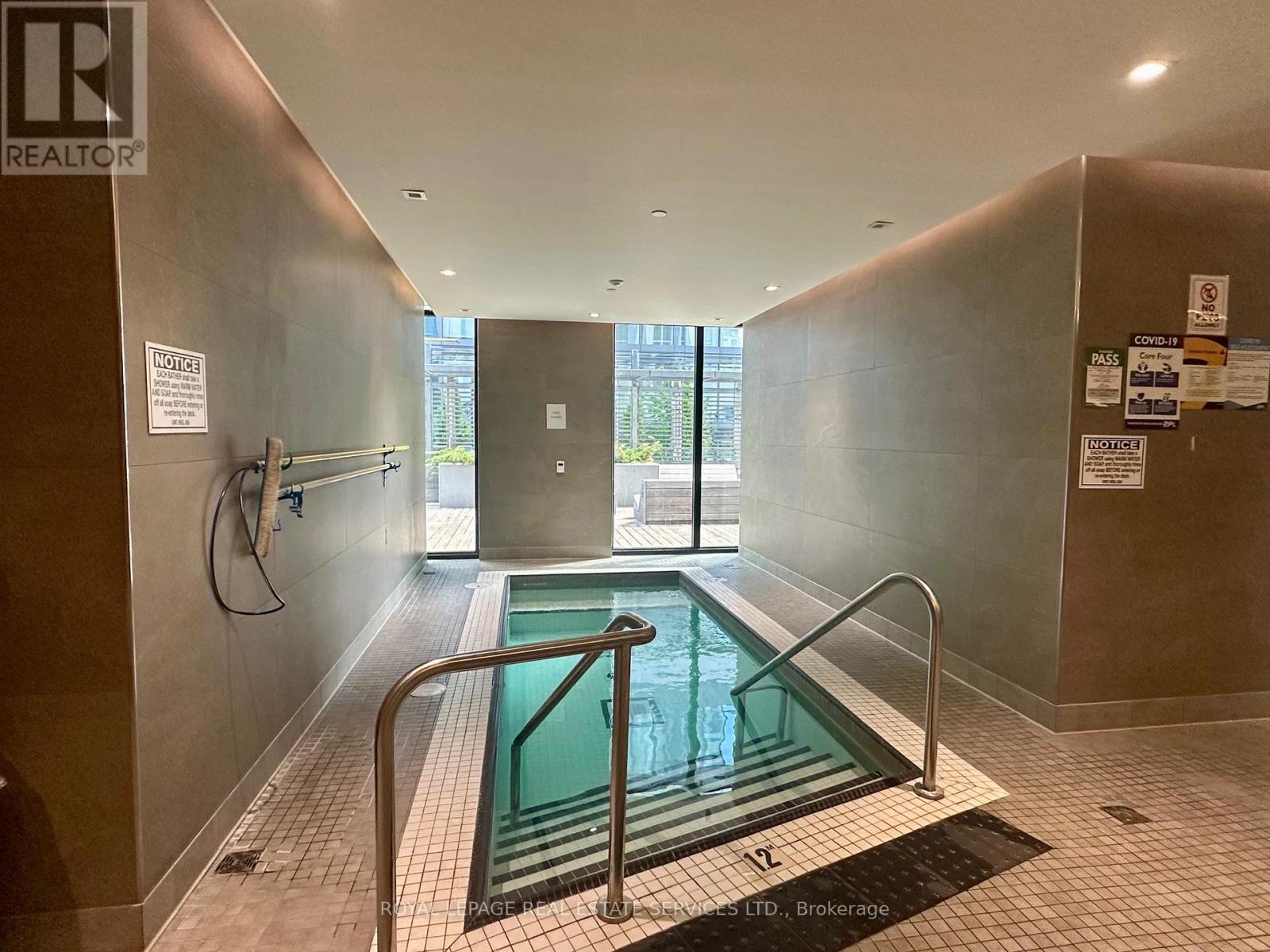 3903 - 1 Yorkville Avenue, Toronto, Ontario  M4W 0B1 - Photo 24 - C12168245