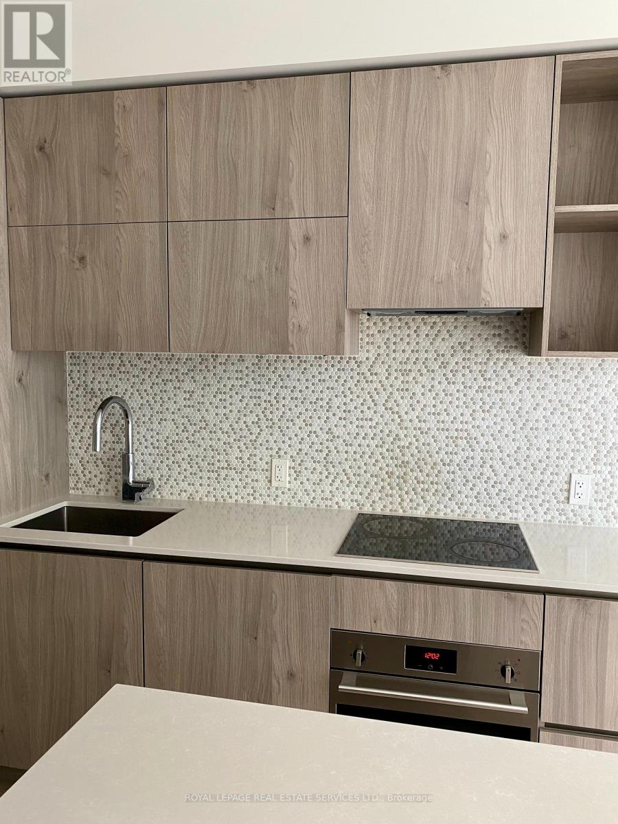 3903 - 1 Yorkville Avenue, Toronto, Ontario  M4W 0B1 - Photo 9 - C12168245