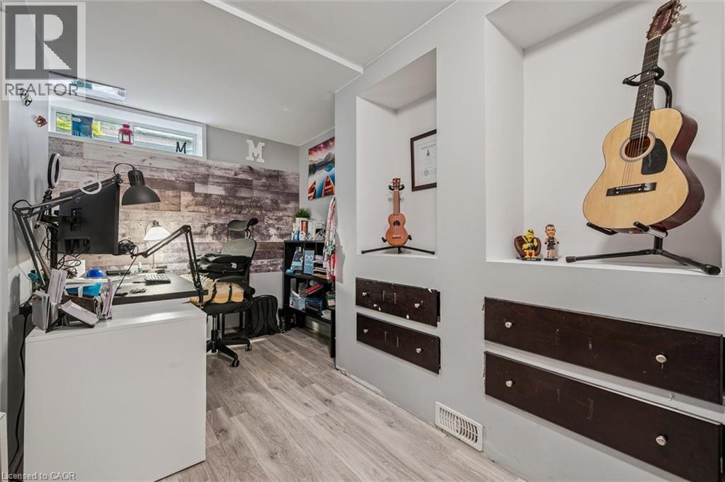 45 Stuckey Avenue, Baden, Ontario  N3A 4R6 - Photo 30 - 40790804