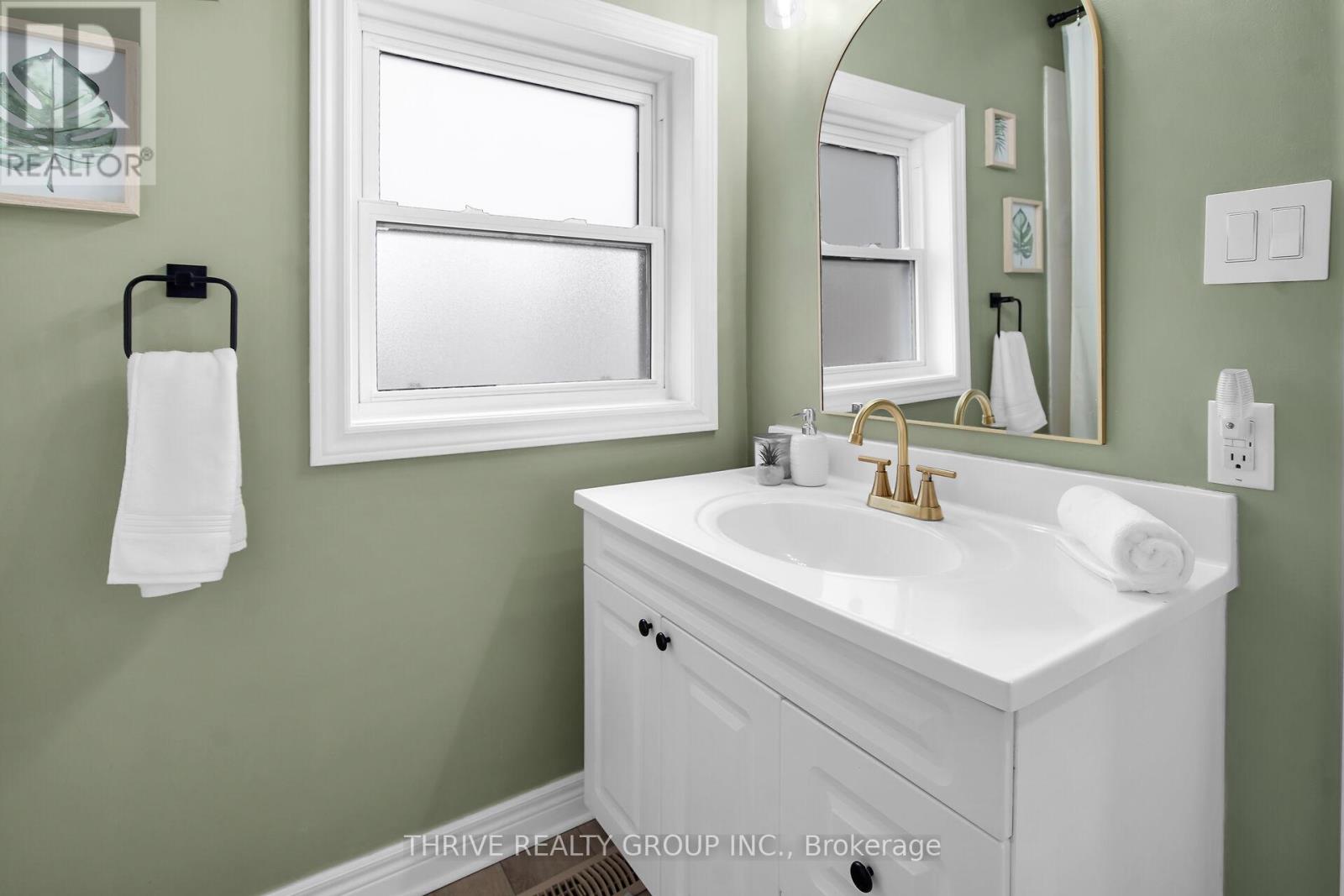 42 Bell Street, Ingersoll, Ontario  N5C 2N6 - Photo 19 - X12580858