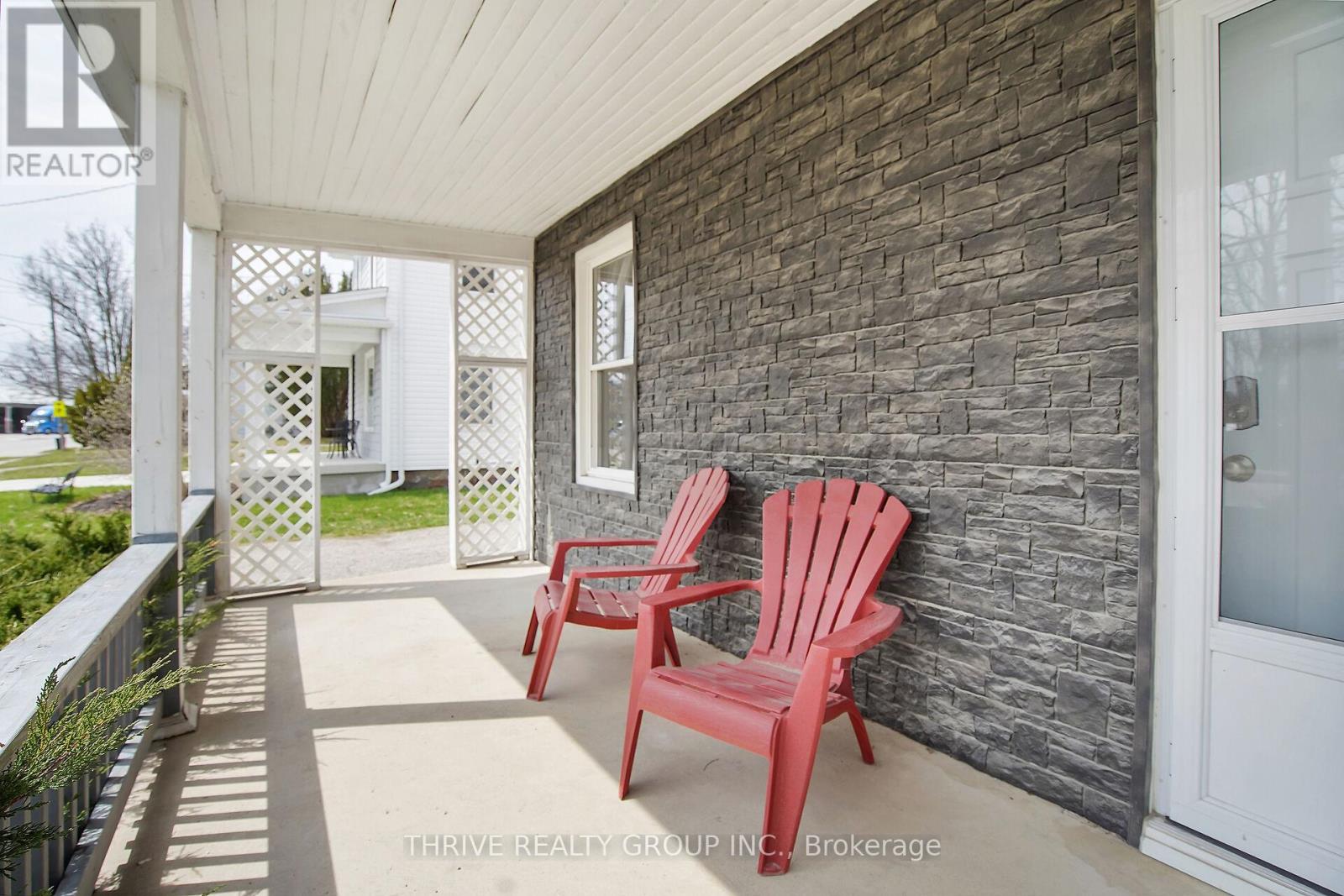 42 Bell Street, Ingersoll, Ontario  N5C 2N6 - Photo 3 - X12580858