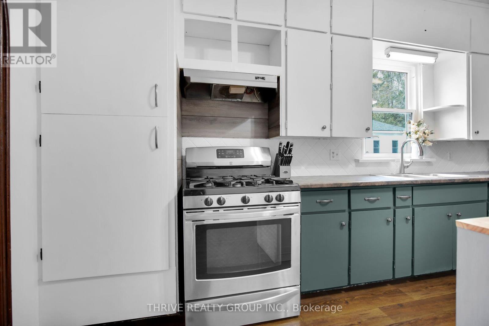 42 Bell Street, Ingersoll, Ontario  N5C 2N6 - Photo 6 - X12580858