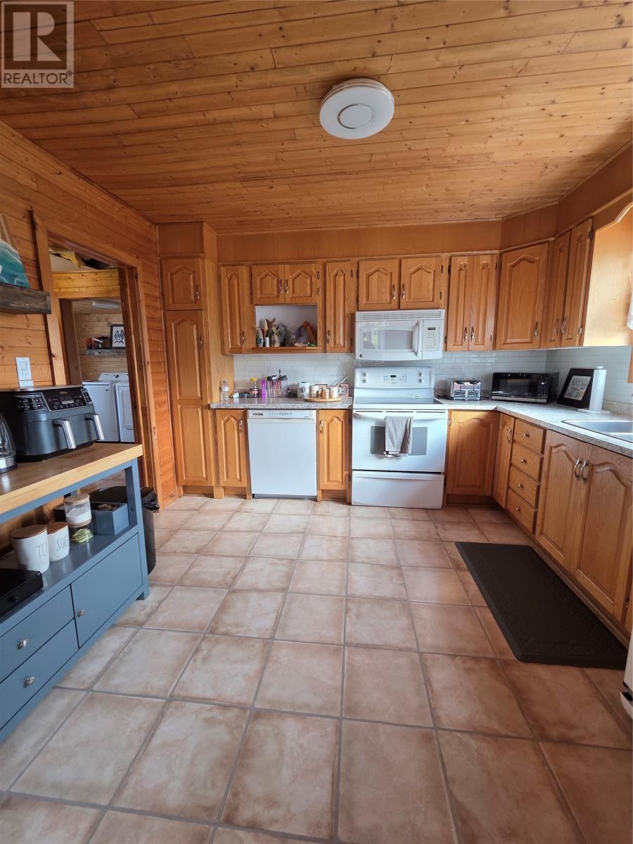 63 Laurentian Avenue, St. Lawrence, Newfoundland & Labrador  A0E 2V0 - Photo 13 - 1292923