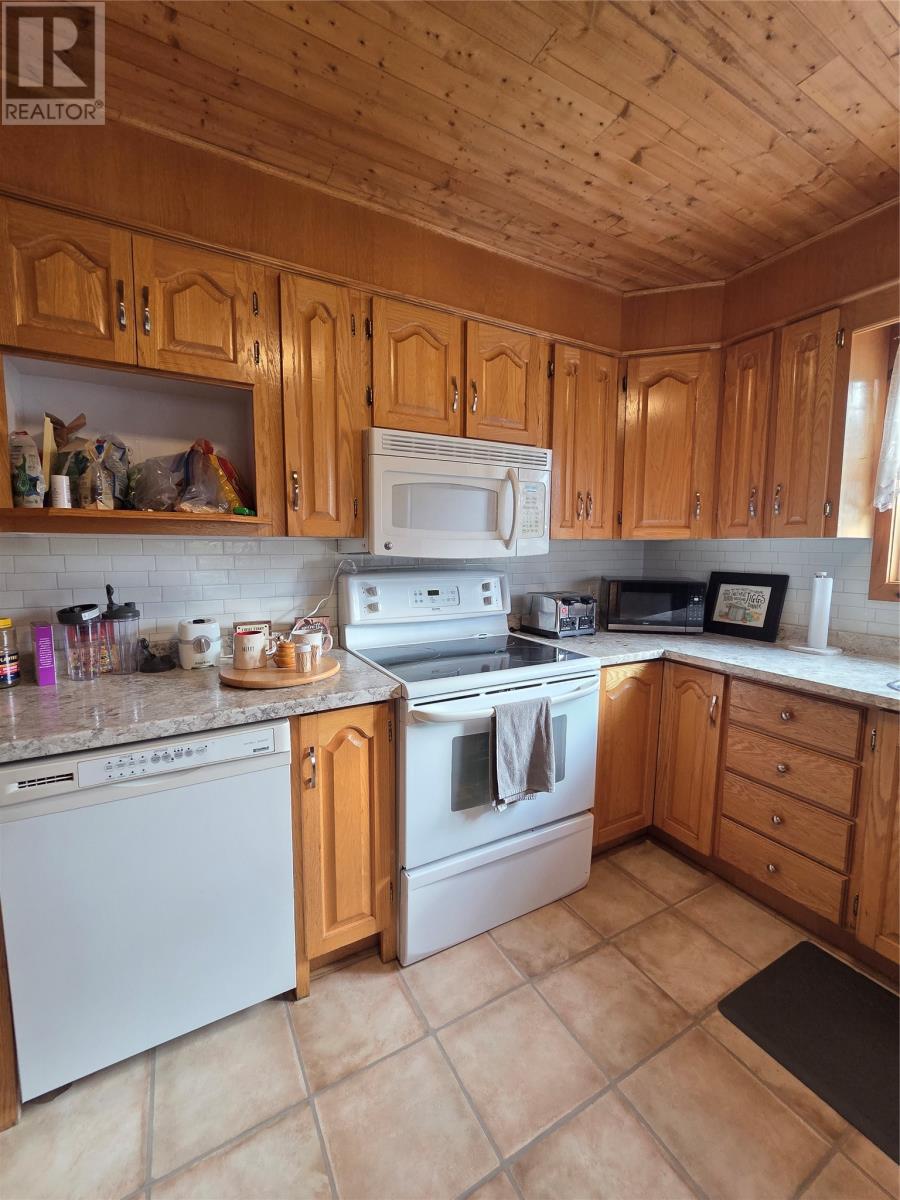 63 Laurentian Avenue, St. Lawrence, Newfoundland & Labrador  A0E 2V0 - Photo 15 - 1292923