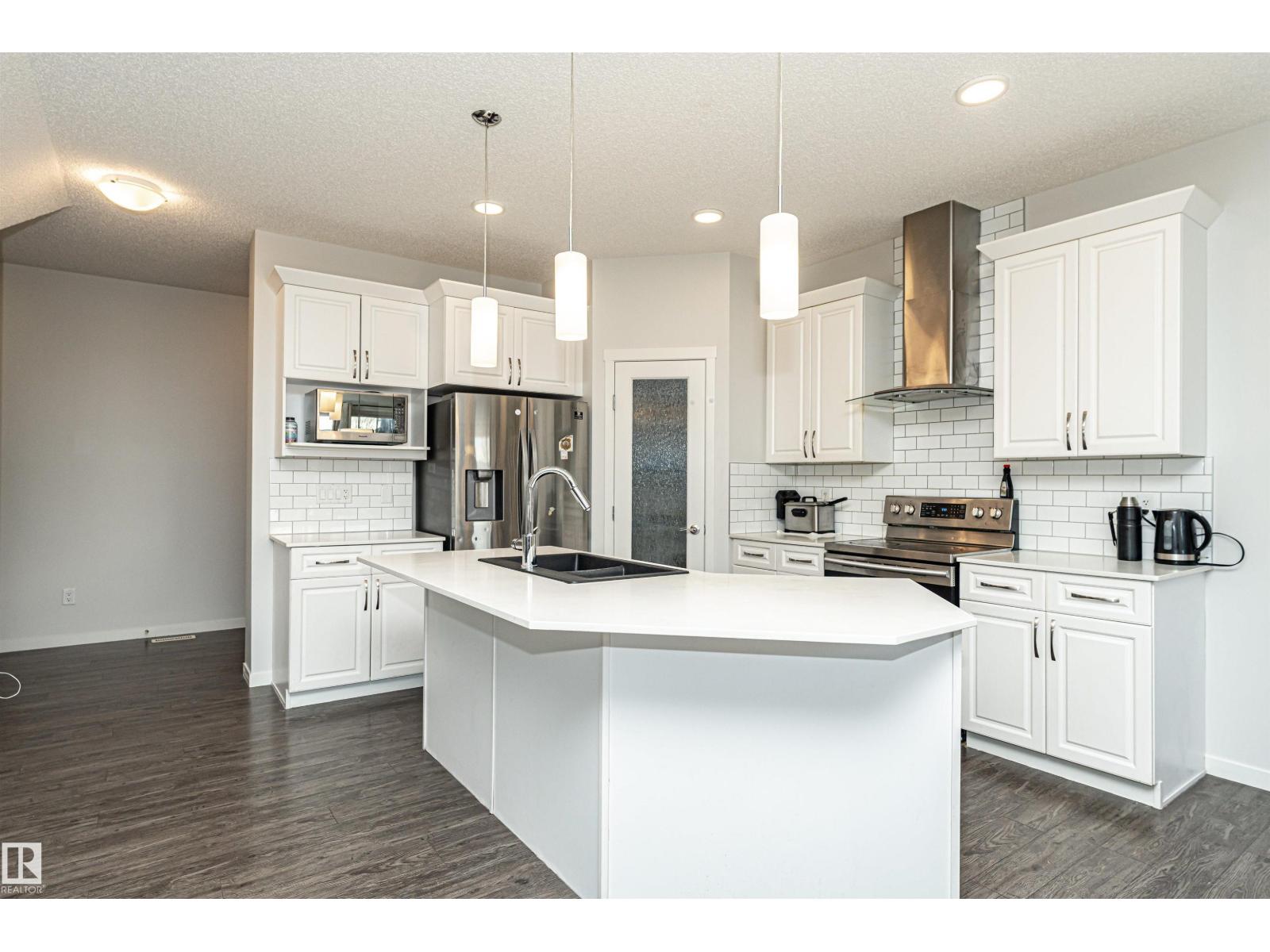 6215 179 Av Nw Nw, Edmonton, Alberta  T5Y 3Z4 - Photo 13 - E4466833