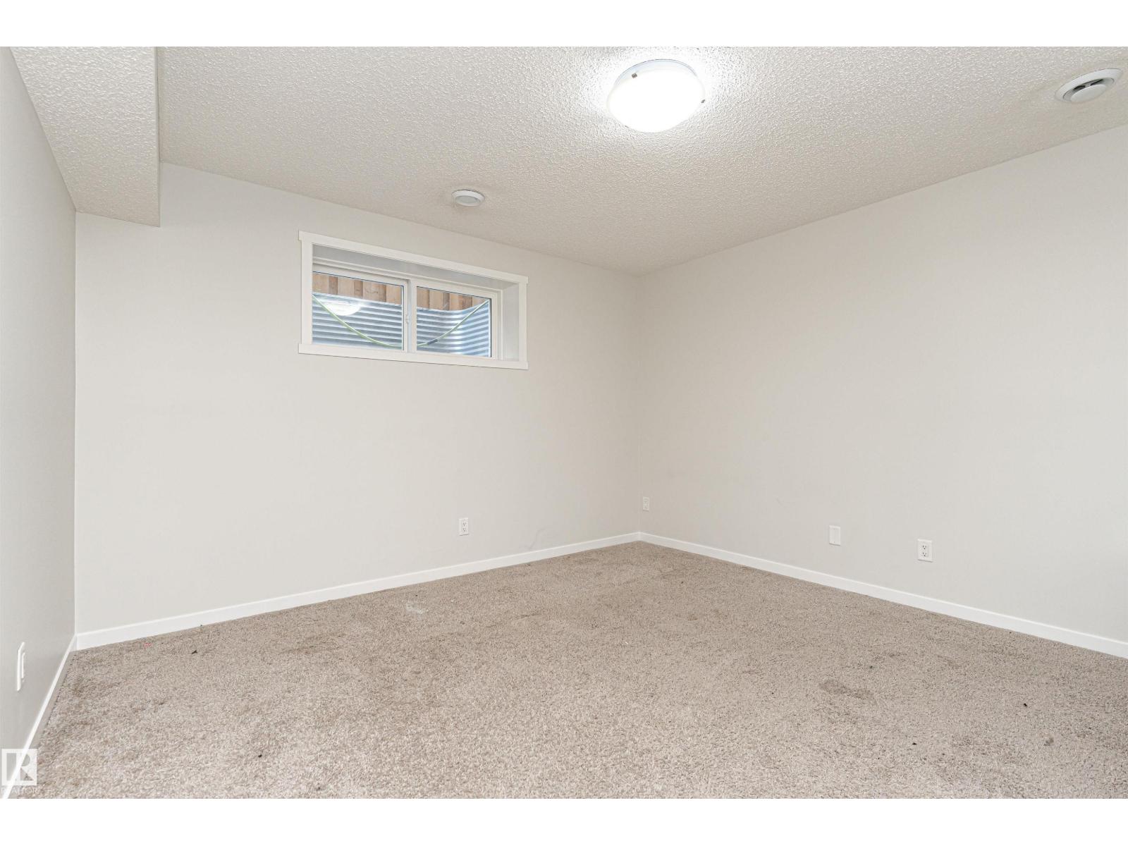 6215 179 Av Nw Nw, Edmonton, Alberta  T5Y 3Z4 - Photo 48 - E4466833