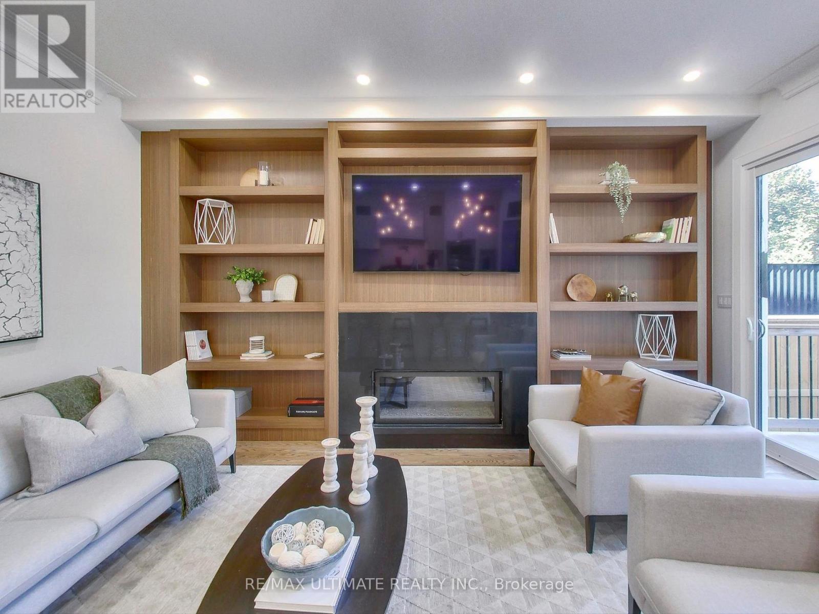 35 Fleming Crescent, Toronto, Ontario  M4G 2A9 - Photo 20 - C12580830