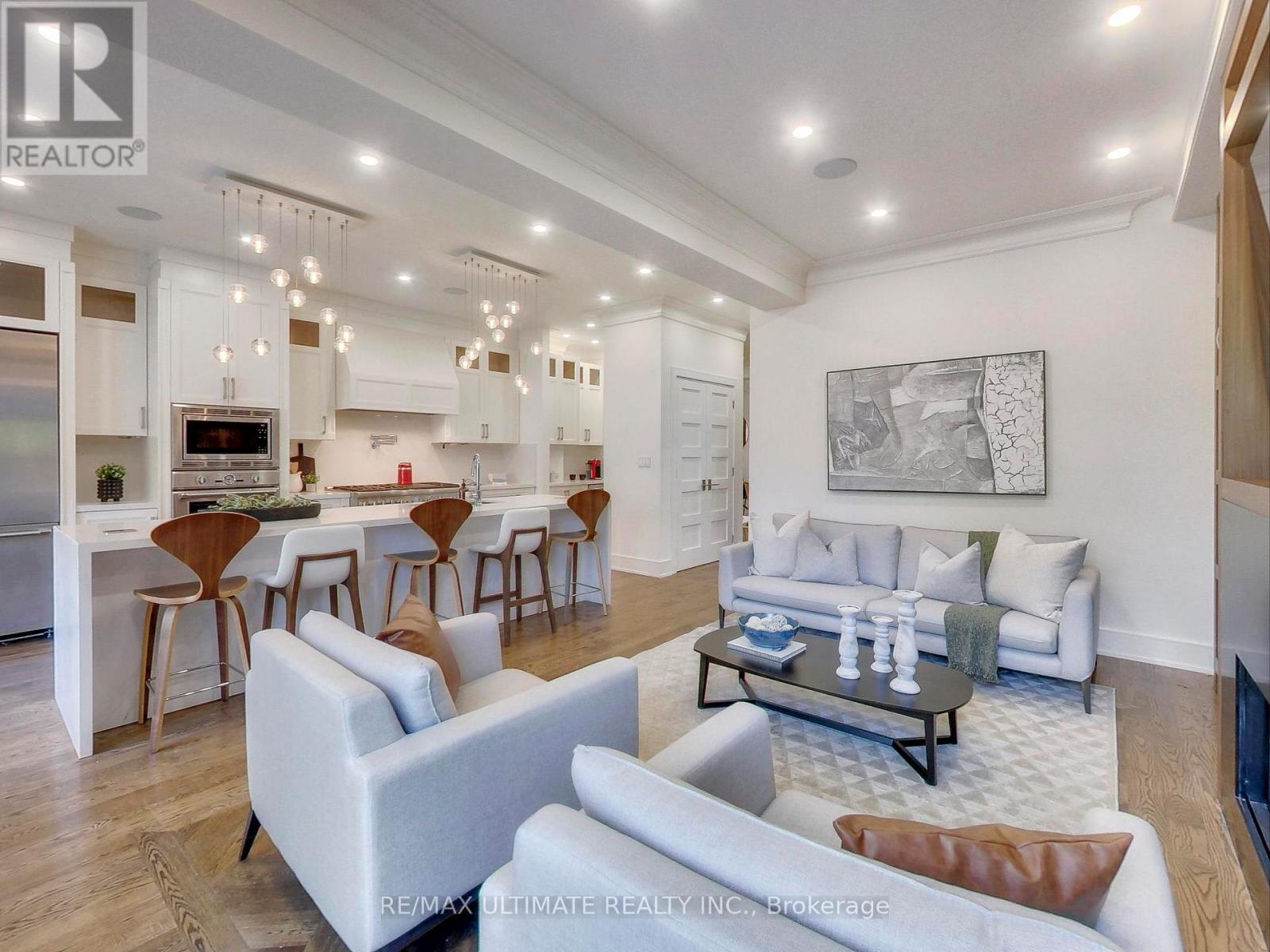 35 Fleming Crescent, Toronto, Ontario  M4G 2A9 - Photo 21 - C12580830