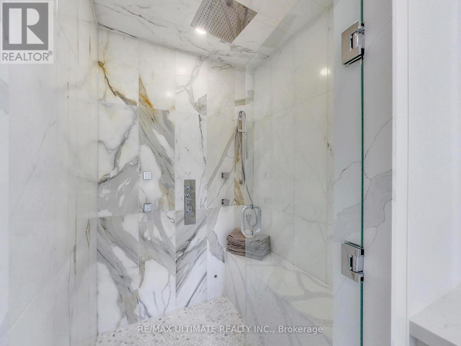 35 Fleming Crescent, Toronto, Ontario  M4G 2A9 - Photo 29 - C12580830