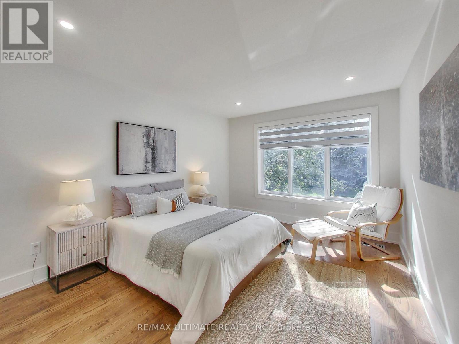 35 Fleming Crescent, Toronto, Ontario  M4G 2A9 - Photo 33 - C12580830