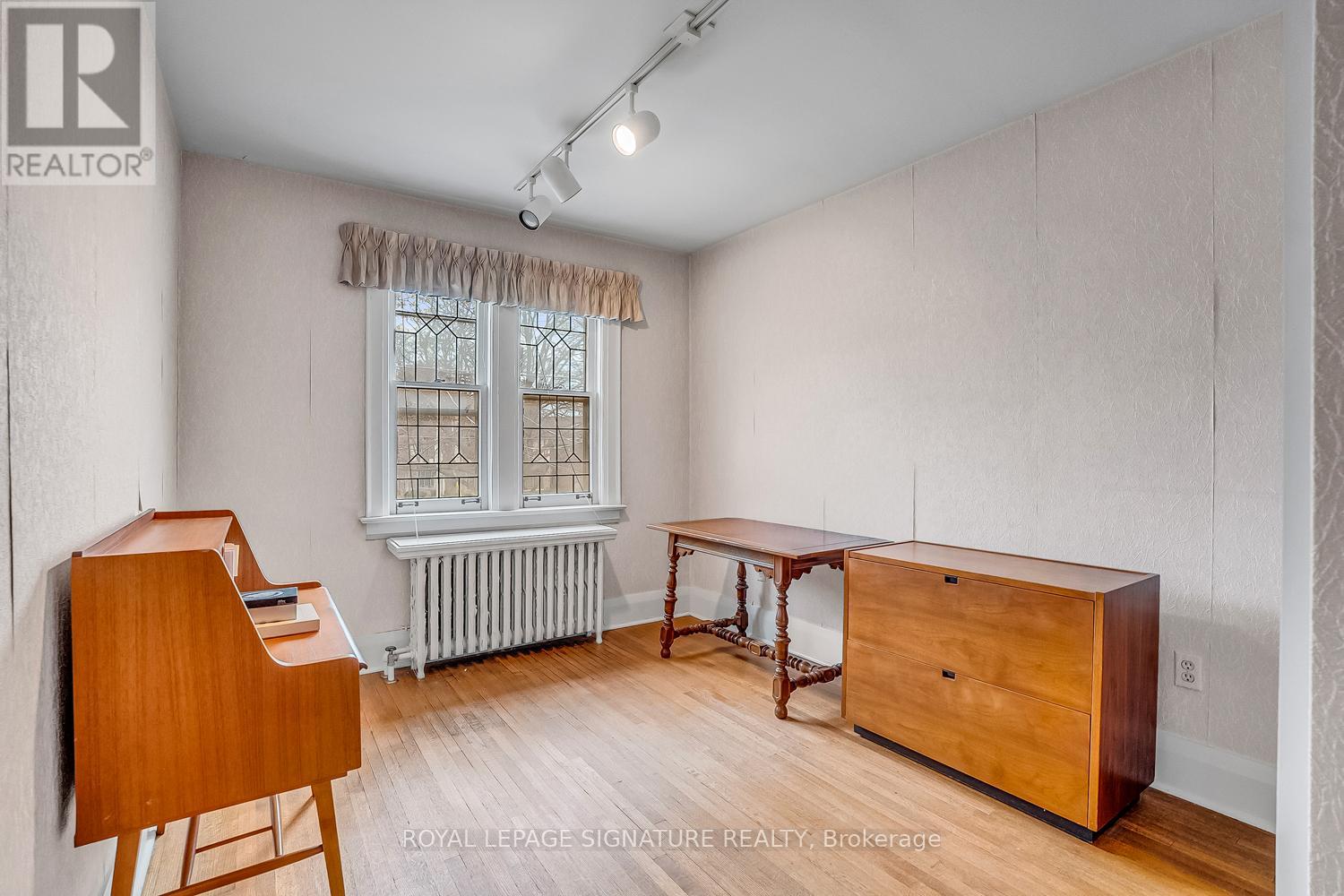 72 Bessborough Drive, Toronto, Ontario  M4G 3J1 - Photo 25 - C12580878