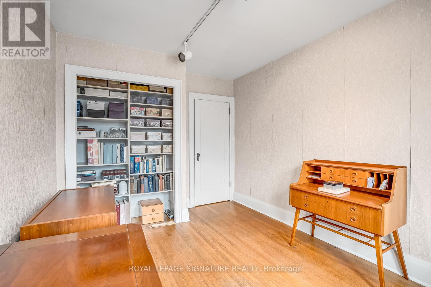 72 Bessborough Drive, Toronto, Ontario  M4G 3J1 - Photo 26 - C12580878