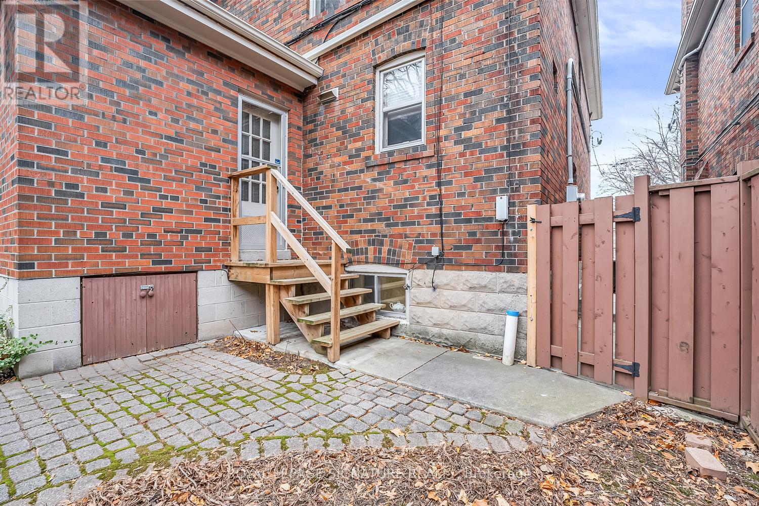 72 Bessborough Drive, Toronto, Ontario  M4G 3J1 - Photo 35 - C12580878